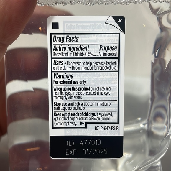 Gojo Antibacterial PLUM Foam Soap refiller.. new sealed - Picture 3 of 5